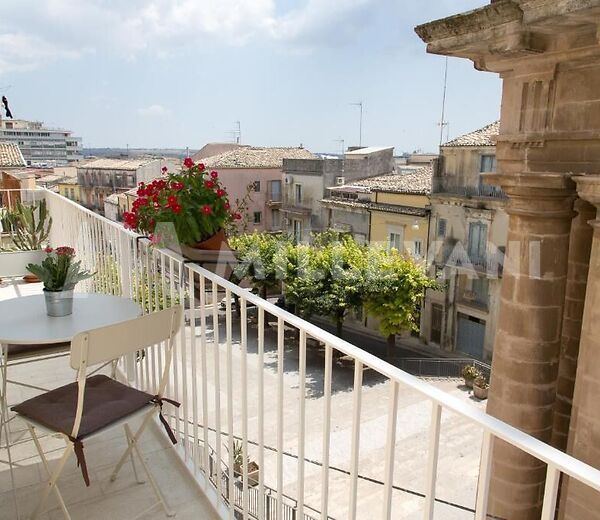 Building with panoramic terrace in Ragusa