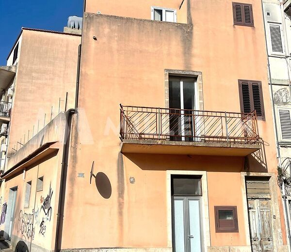 Casa singola in zona centrale a Ragusa