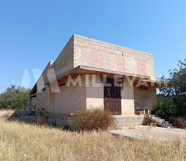 Rustic villa in Pozzallo