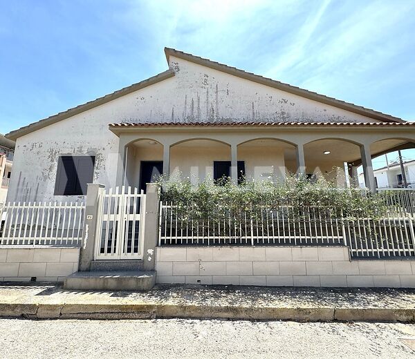 Casa singola in vendita a Caucana