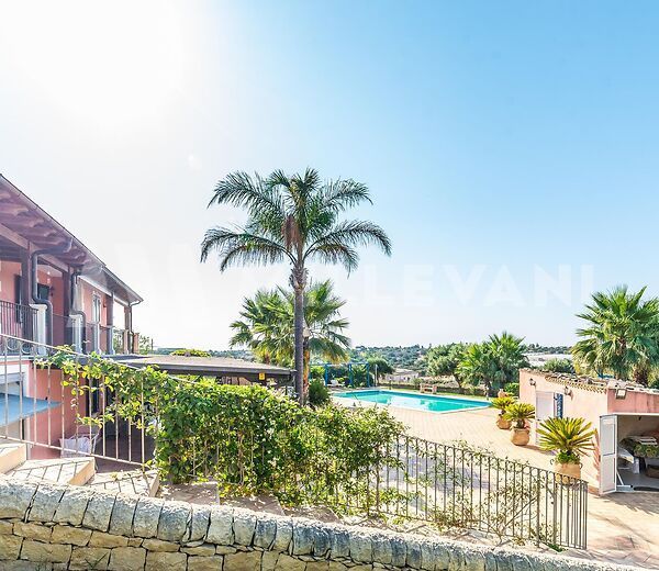 Villa with sea view in Marina di Modica