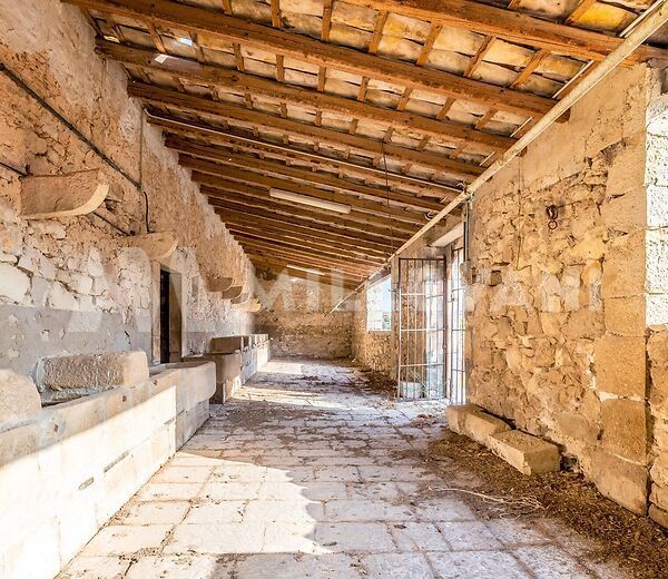 Farmhouse near the Castle in Donnafugata