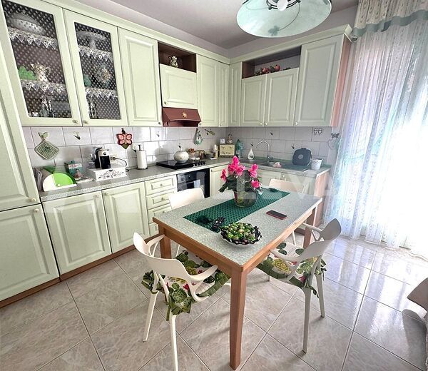 Second floor apartment in Jungi, Scicli