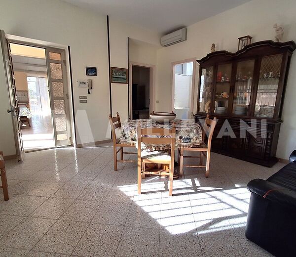 Villa 600 meters from the sea in Santa Maria del Focallo, Ispica