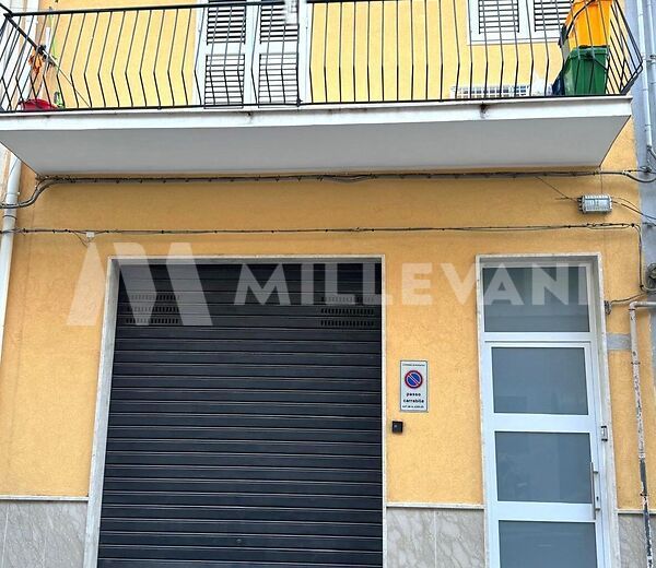 Building with view in Ragusa